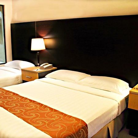 The Lake Hotel Tagaytay Tagaytay City Zewnętrze zdjęcie