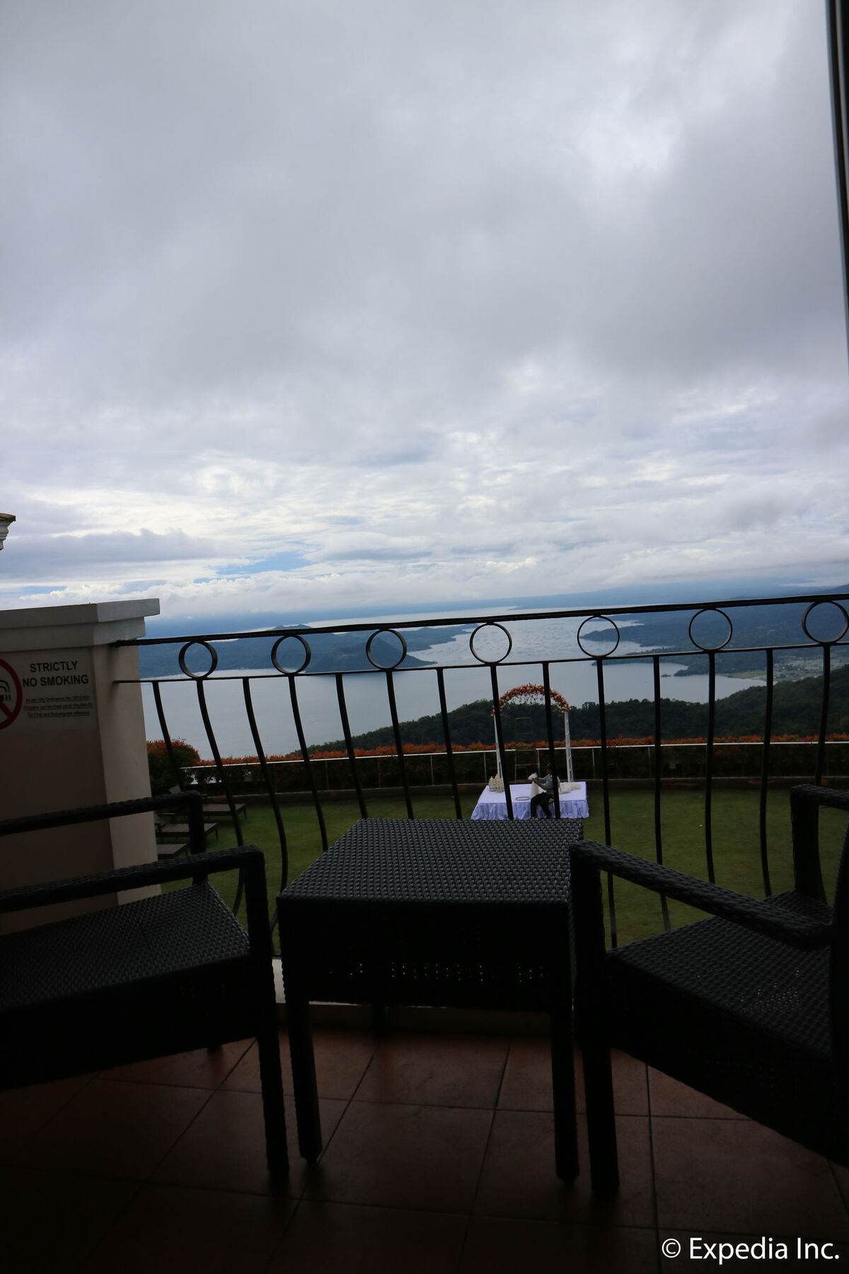 The Lake Hotel Tagaytay Tagaytay City Zewnętrze zdjęcie