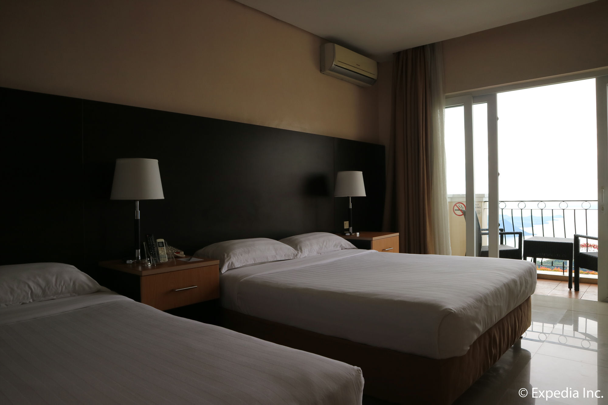 The Lake Hotel Tagaytay Tagaytay City Zewnętrze zdjęcie