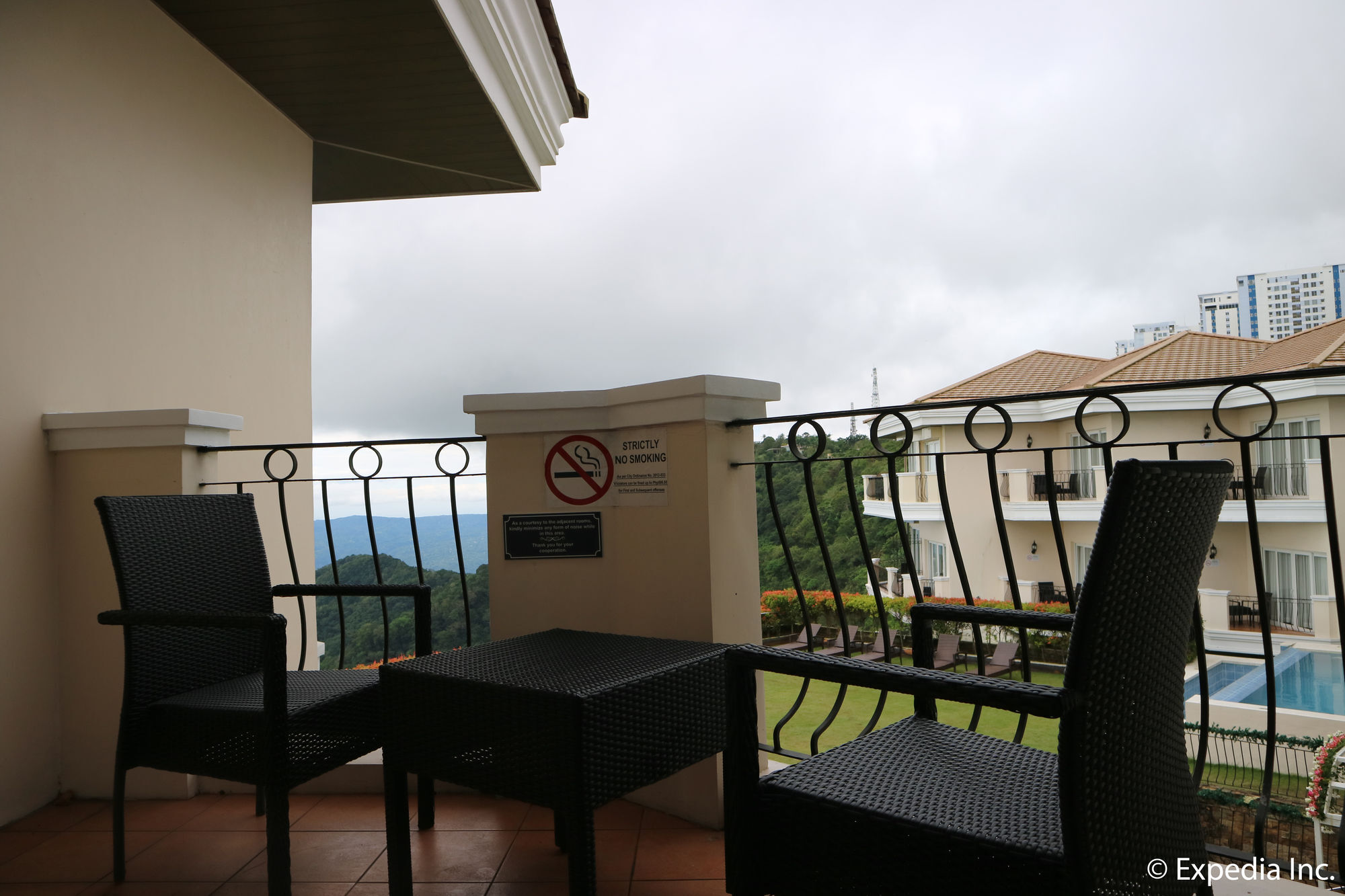 The Lake Hotel Tagaytay Tagaytay City Zewnętrze zdjęcie