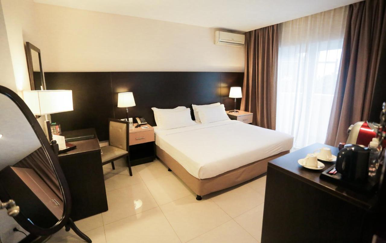 The Lake Hotel Tagaytay Tagaytay City Zewnętrze zdjęcie
